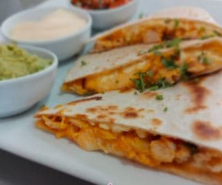 Quesadilla Pollo con Hongos