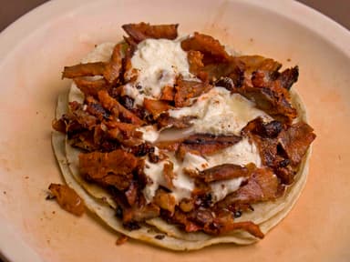 Taquitos de Pastor con Queso