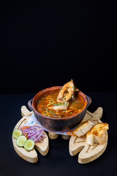 CALDO DE PESCADO CAZUELA