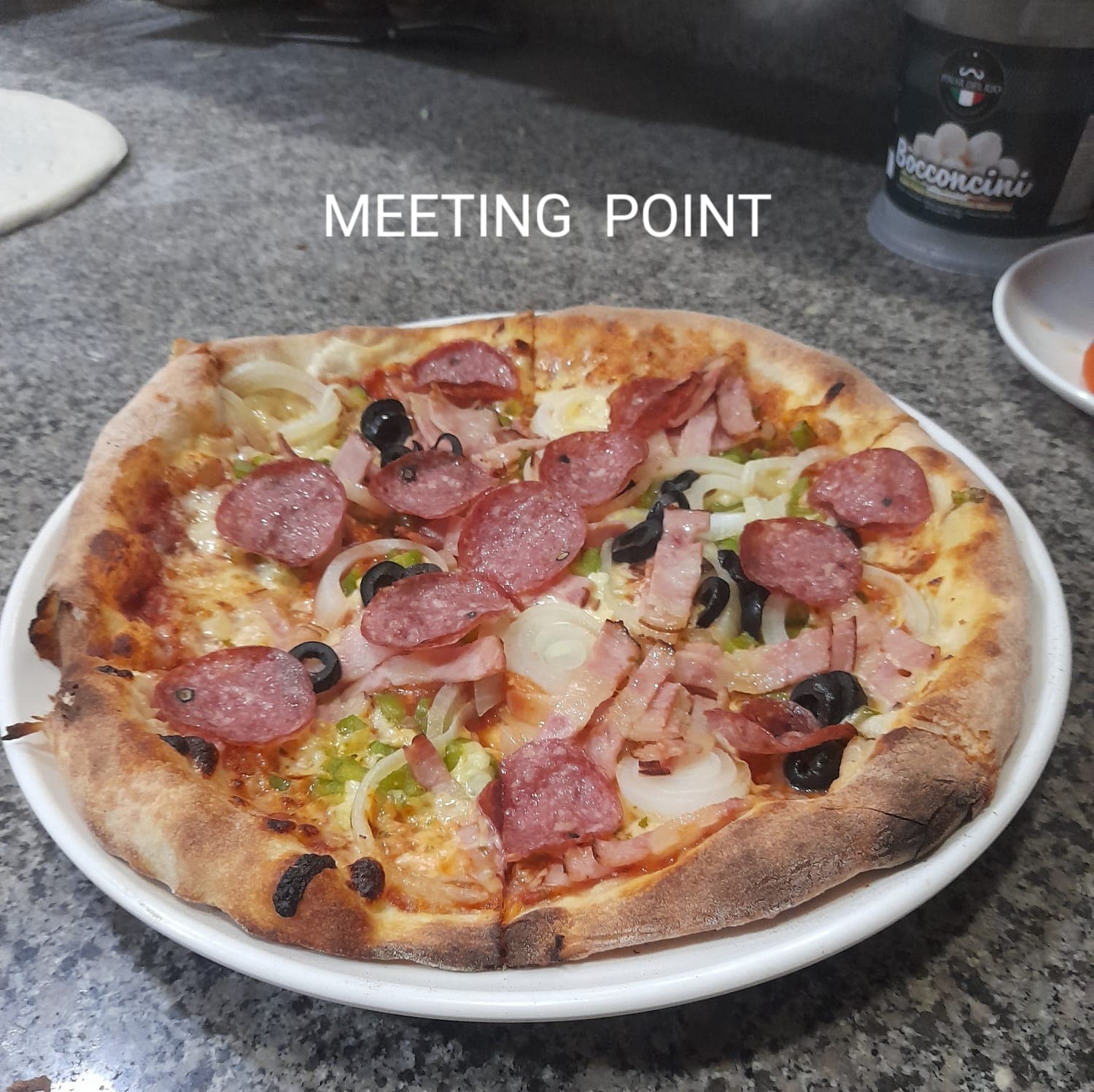 Pizza Gourmet Meeting Point