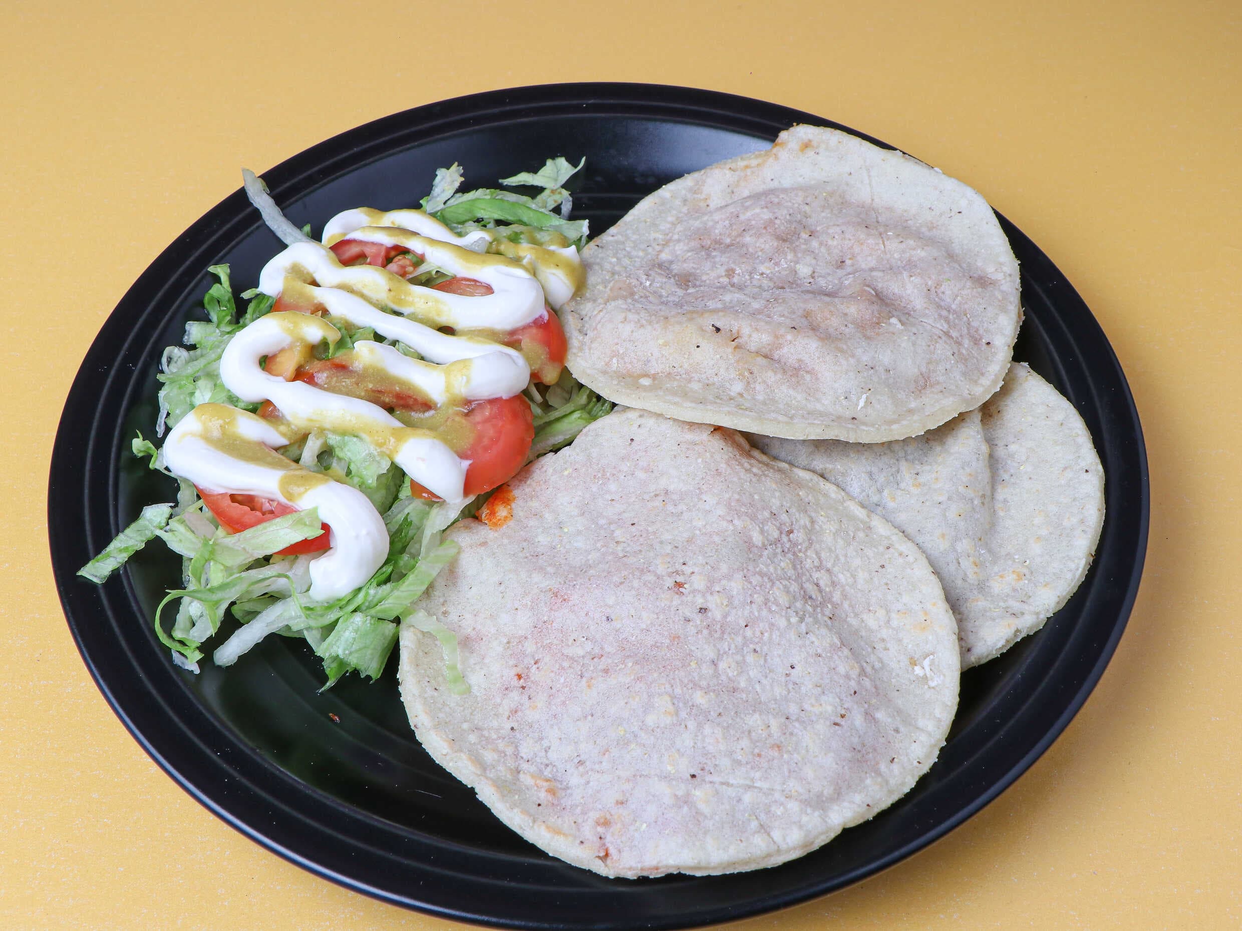 Combo 8 Gorditas Surtidas