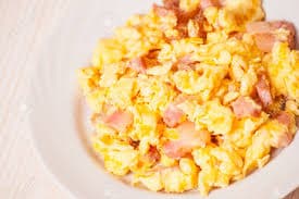 Huevos con Jamón y Frijoles