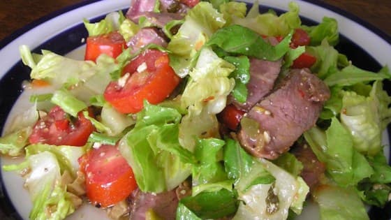Ensalada de bistec grande