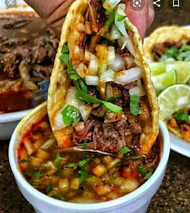 1 Taco de Barbacoa de Res
