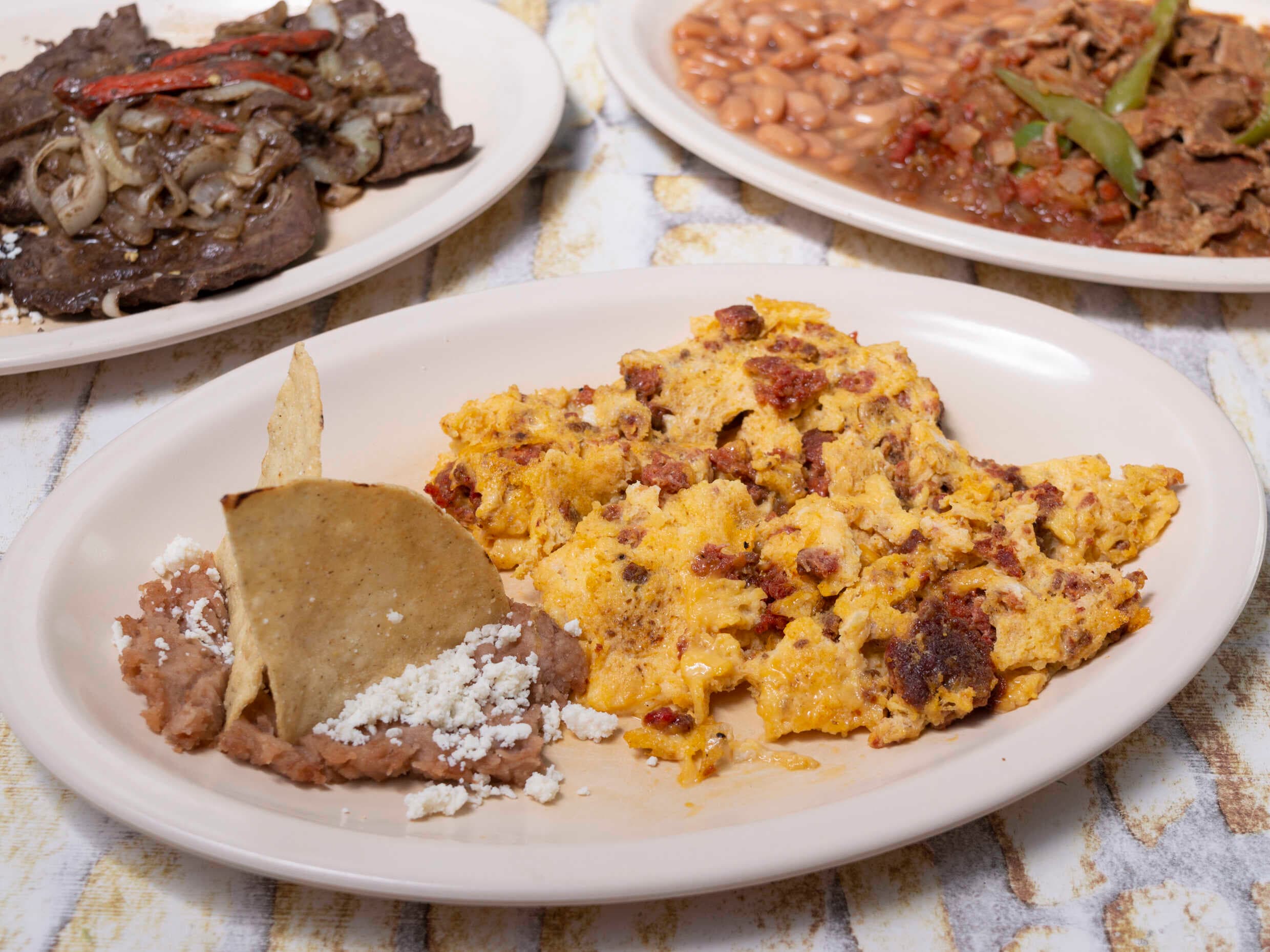 Chorizo con Huevo (comida corrida)