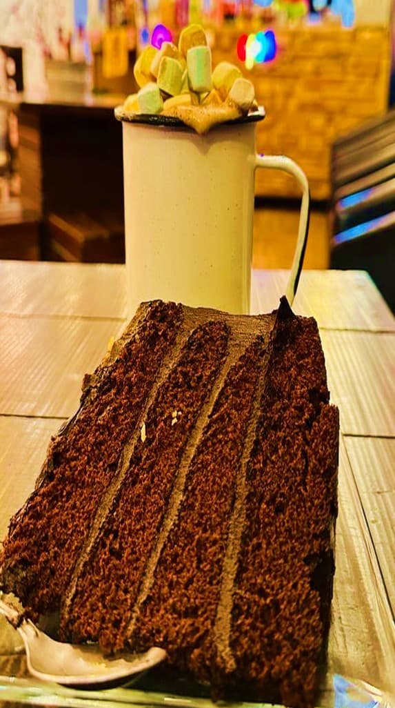 Chocolate caliente con bombones