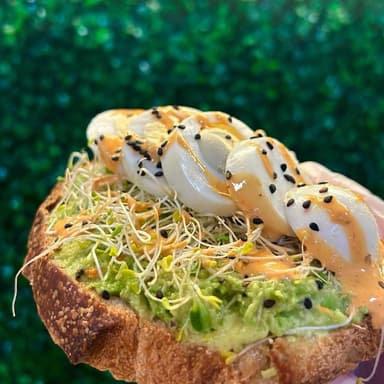 Huevito Toast