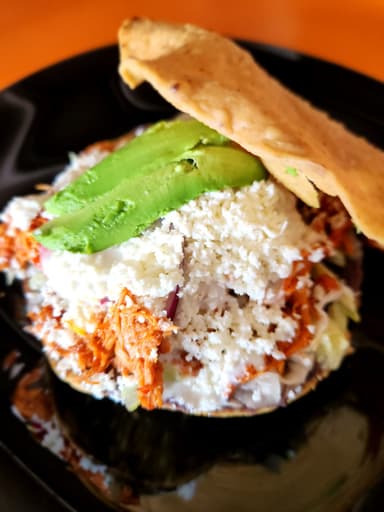 Tostada de tinga