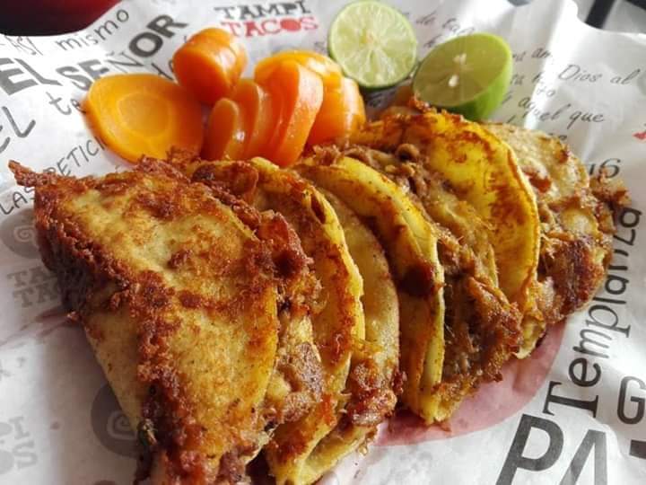 COMBO  10 Tacos Barbacoa + 2 Refrescos