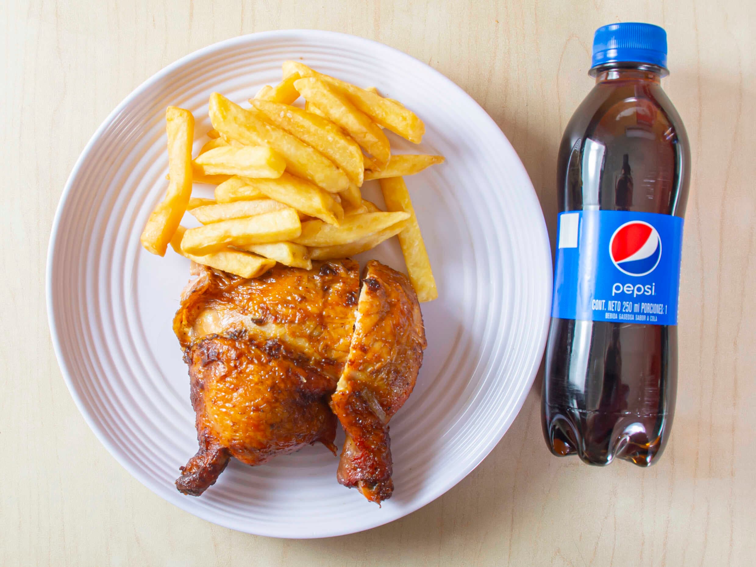 Combo American Asado 1/4 + Papas + Bebida
