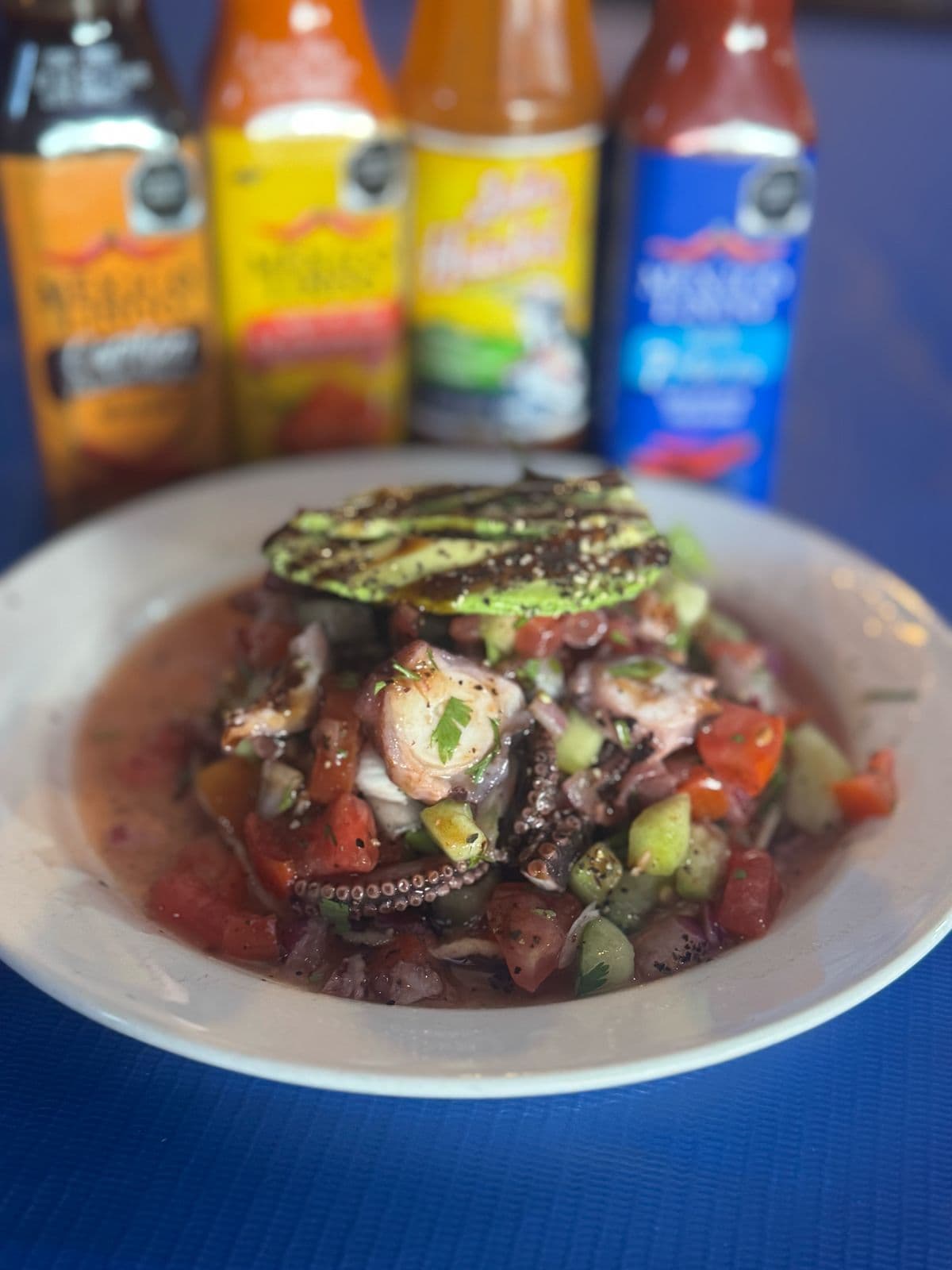 Tostada con Ceviche de Pulpo