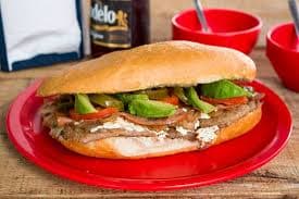 Torta de Frijolitos con Tocino
