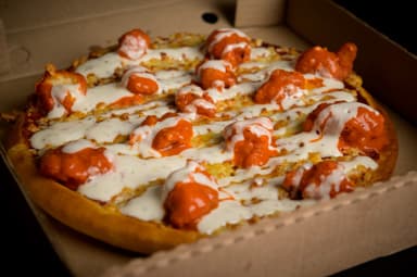 Pizza Boneless