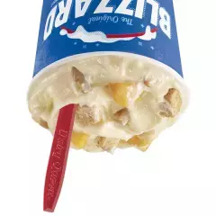 Mango Pay de Queso Blizzard®