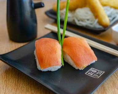 Nigiri Salmón