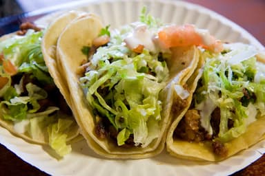 taco de asada con chorizo