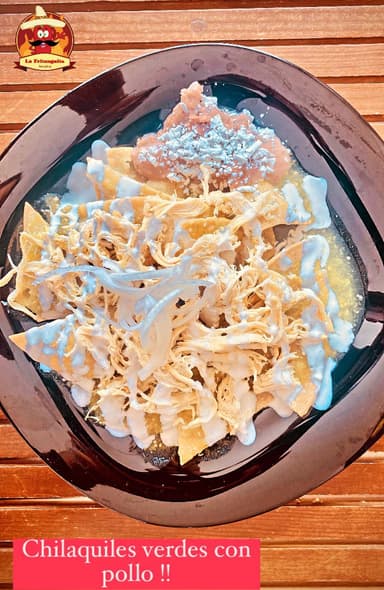 Chilaquiles Verdes con Pollo