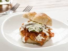 Torta de Chilaquiles Verdes