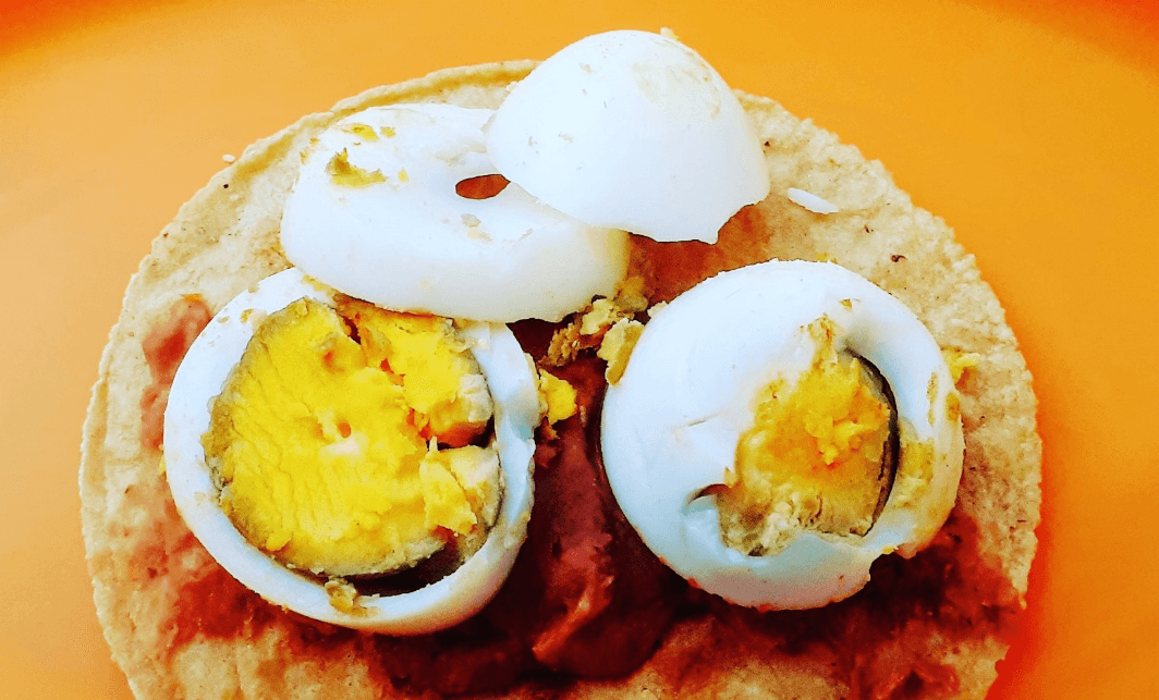 Taco de Huevo Cocido