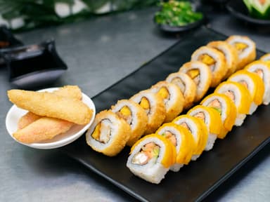 20 makis + Antojito