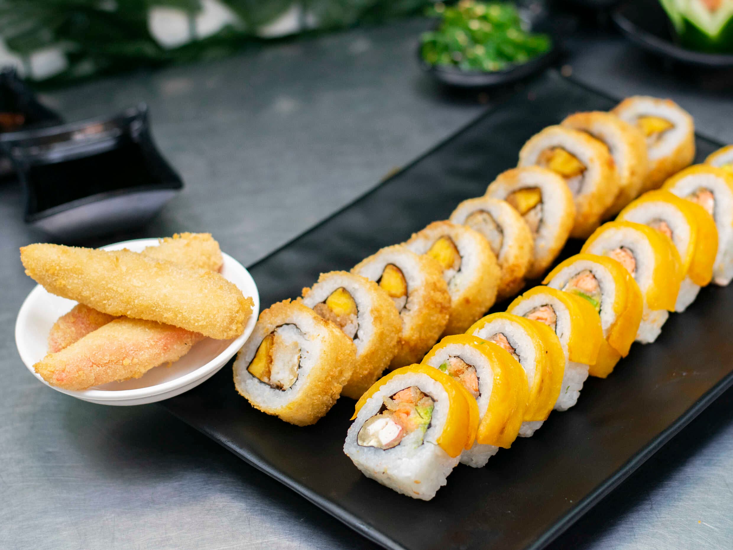 20 makis + Antojito