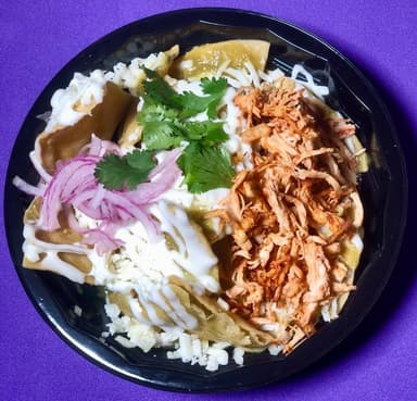 Chilaquiles con Pollo