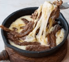 Queso Fundido con Arrachera