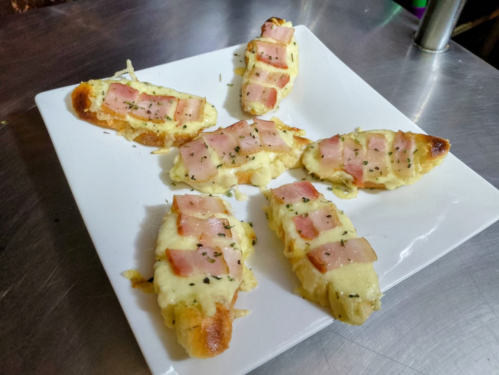 Pan al Ajo de la Casa 6 Uds