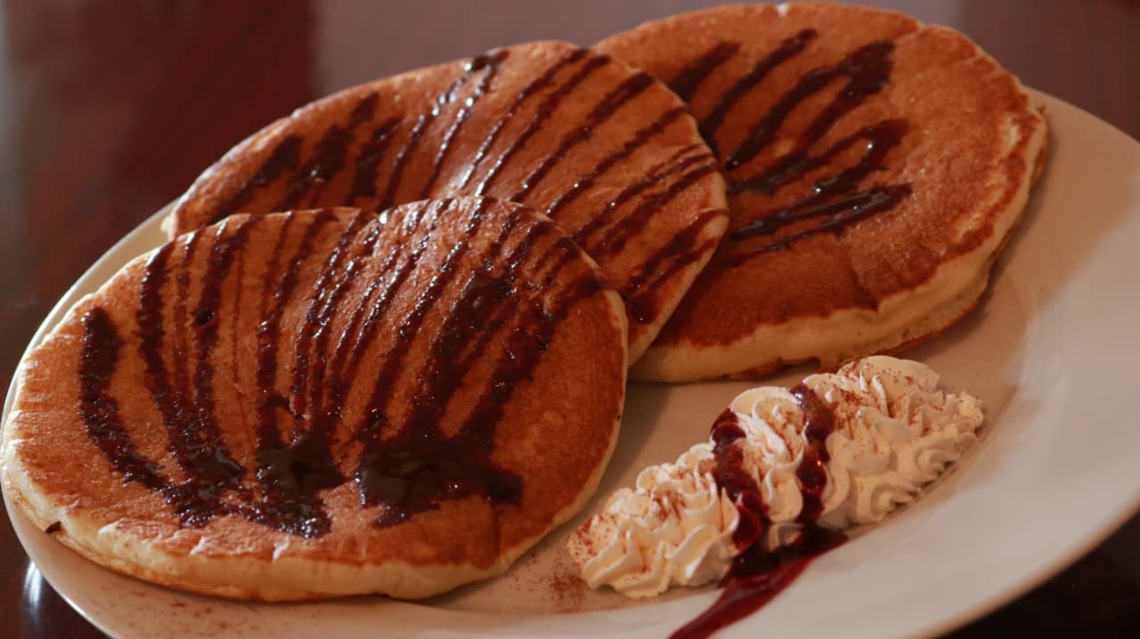 HOT CAKES