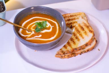 Sopa de Tomate sin Lácteos
