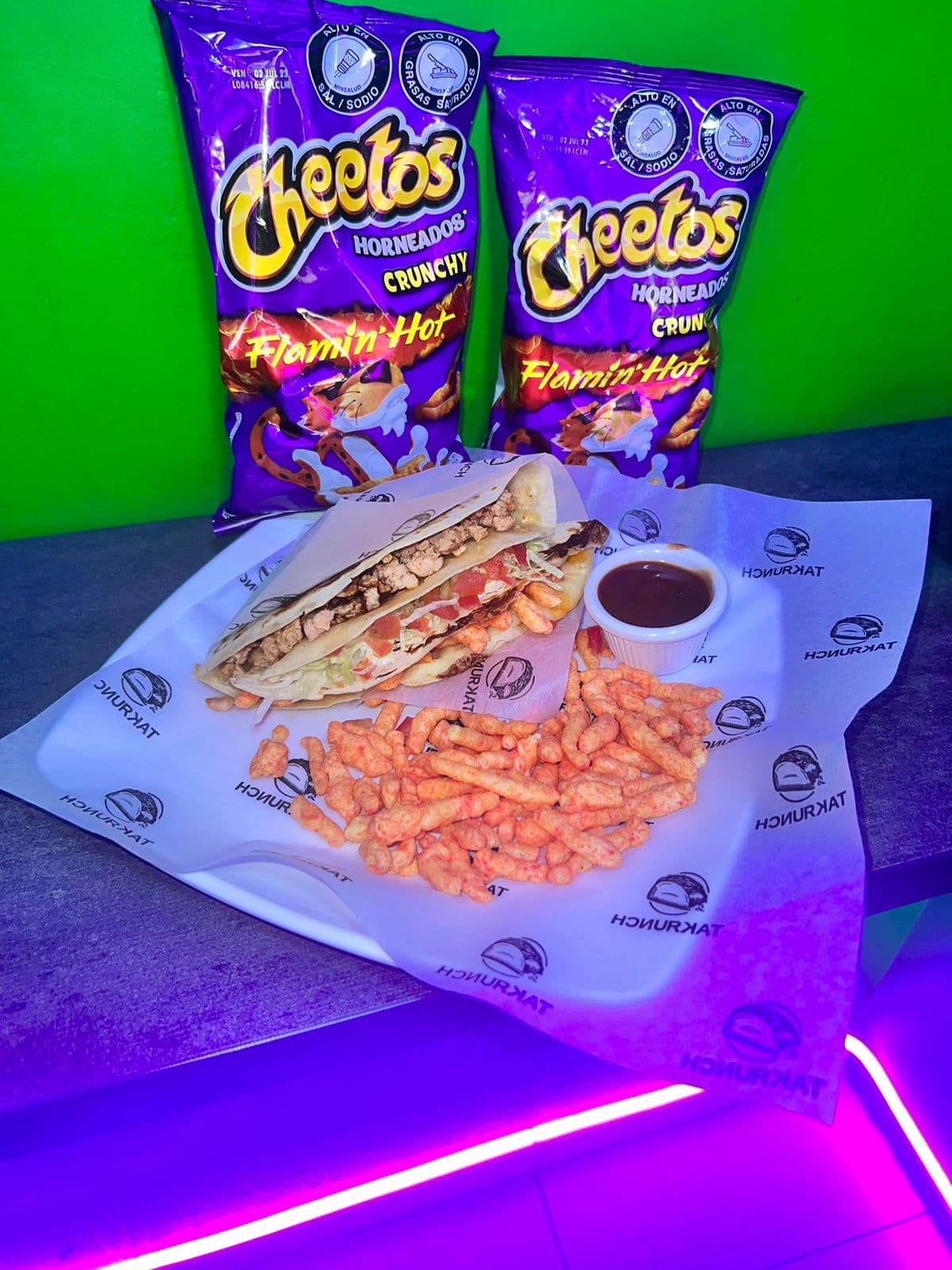 Quesa Wrap Cheetos + Nachos