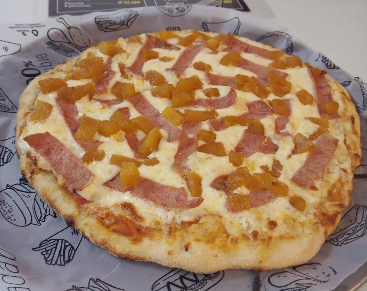 Pizza Hawaiana Porción (22 cms)