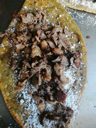 Huarache con Bistec