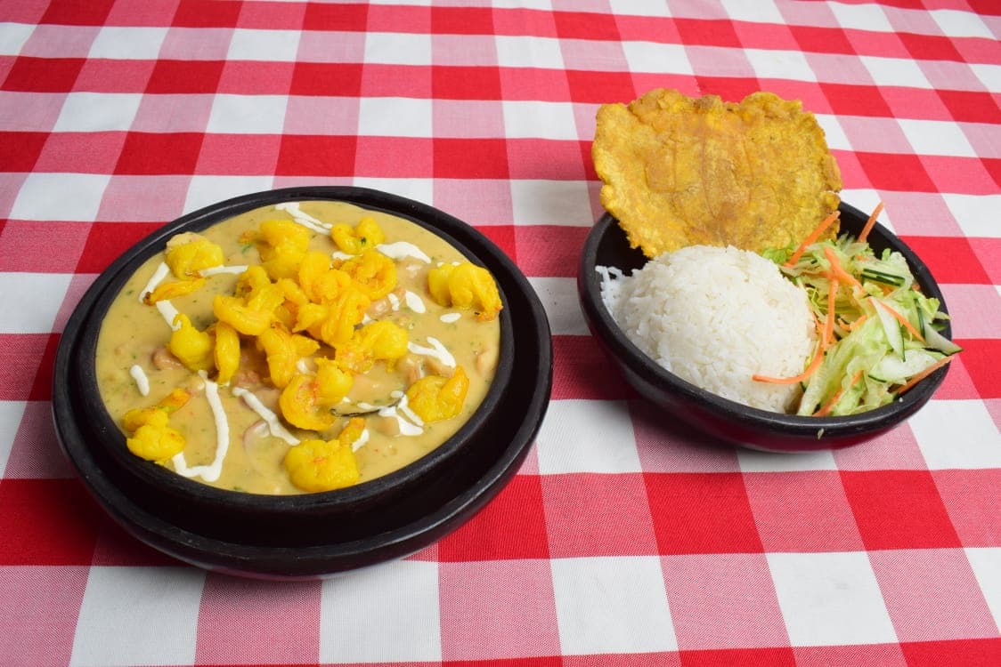 Cazuela de Mariscos