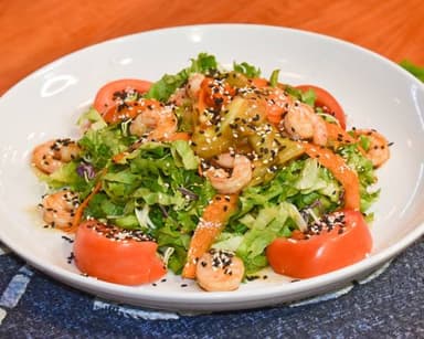 Ensalada Estilo Oriental con Camarones