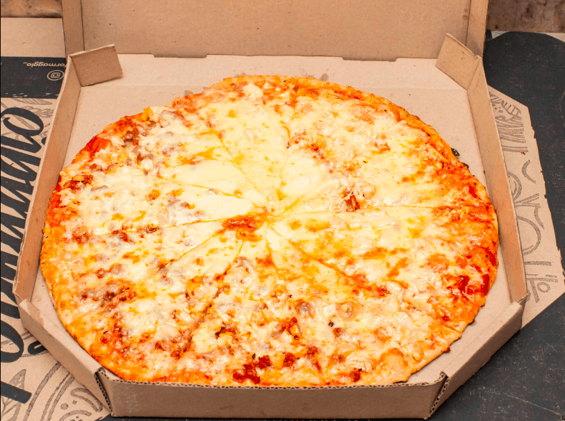 Pizza  Mega Jumbo Familiar 16 Porciones (50cms)