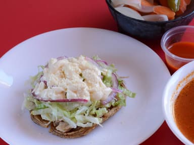 Tostada de Carne