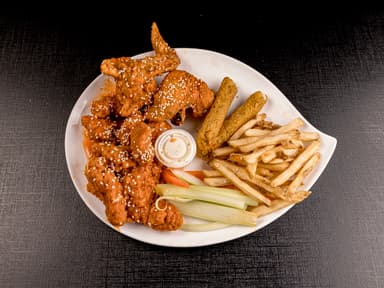 3 Alitas & Fries