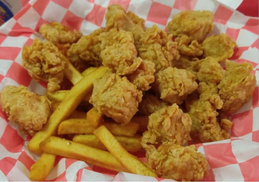 Tasty Boneless (12) salsa clásica