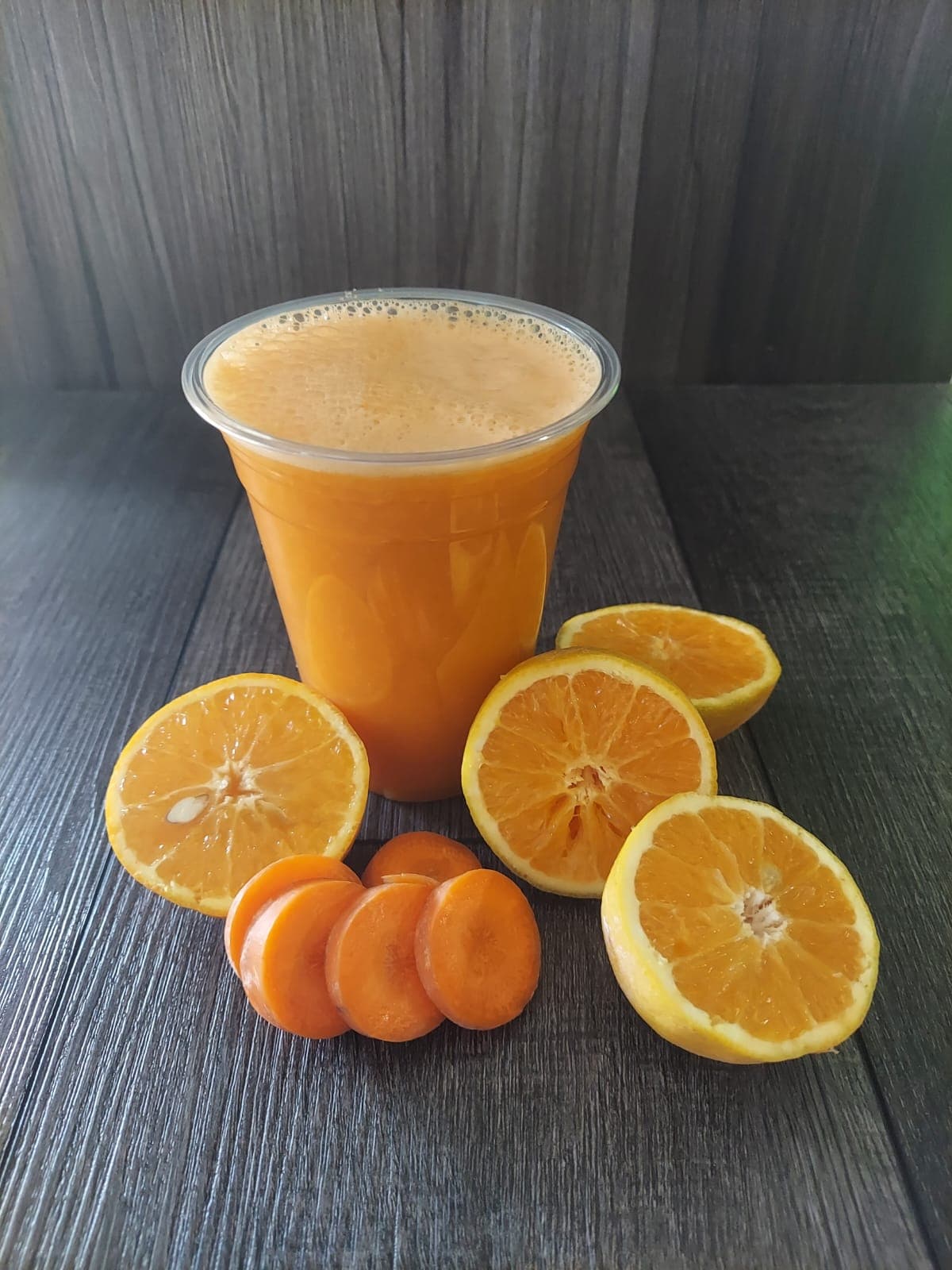 Jugo De Naranja y  Zanahoria
