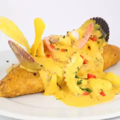 Tacu Tacu en Salsa de Mariscos