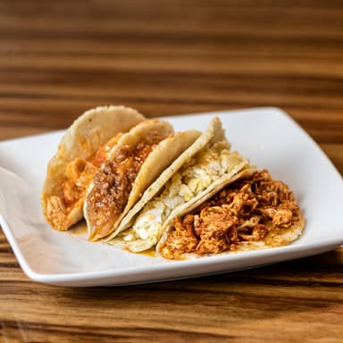Tacos de Guisado 4 pzas
