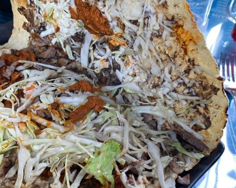 Tlayudas Cecina