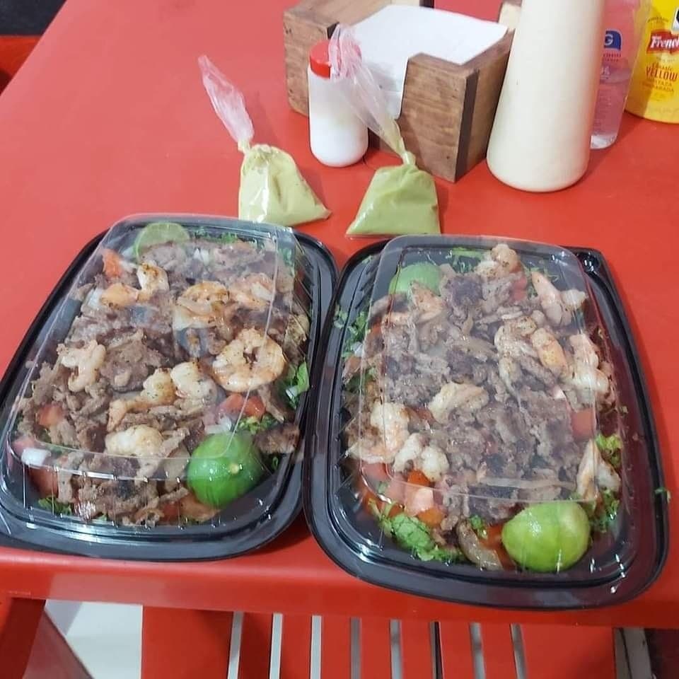 Ensalada Camarón Bistec