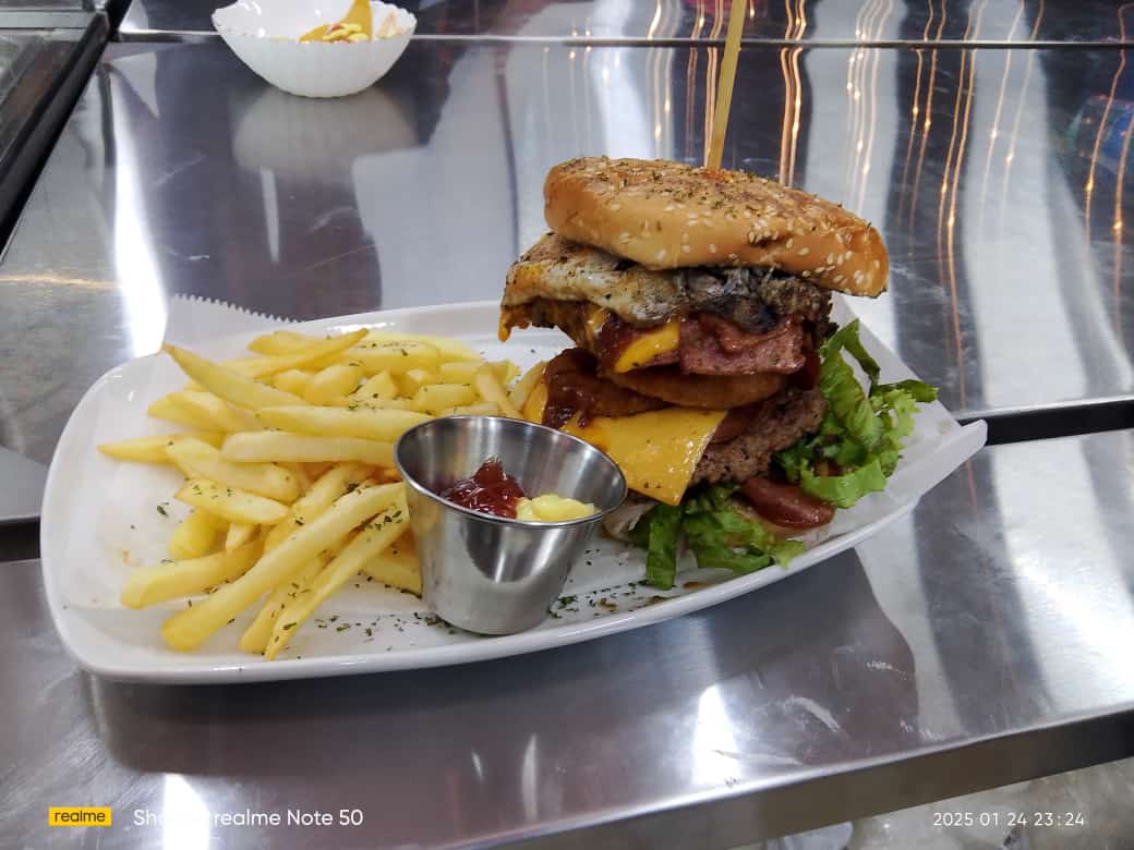 Hamburguesa Especial con Papas