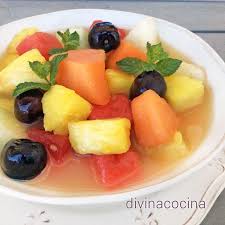 Plato de Frutas de Temporada