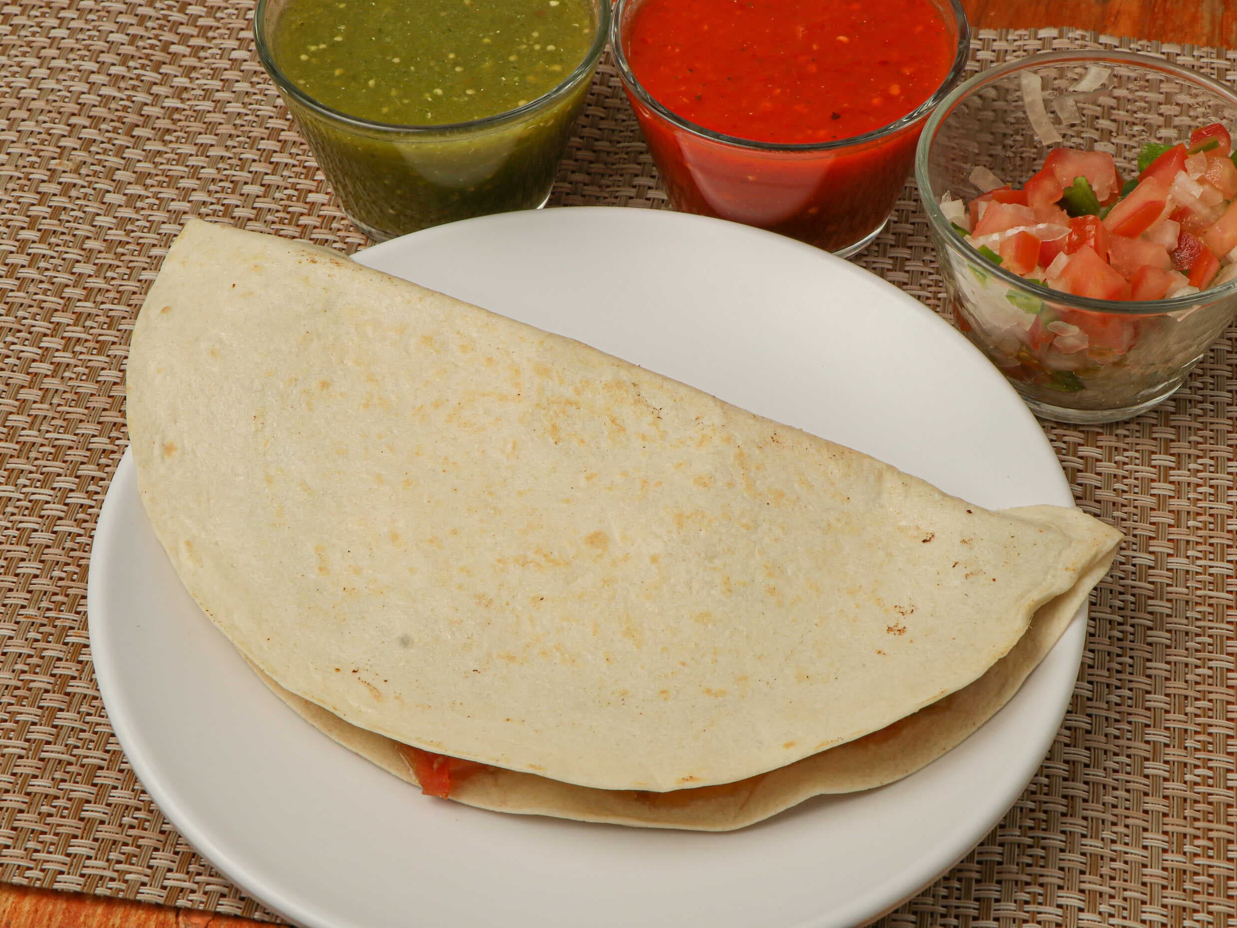 Quesadilla discada