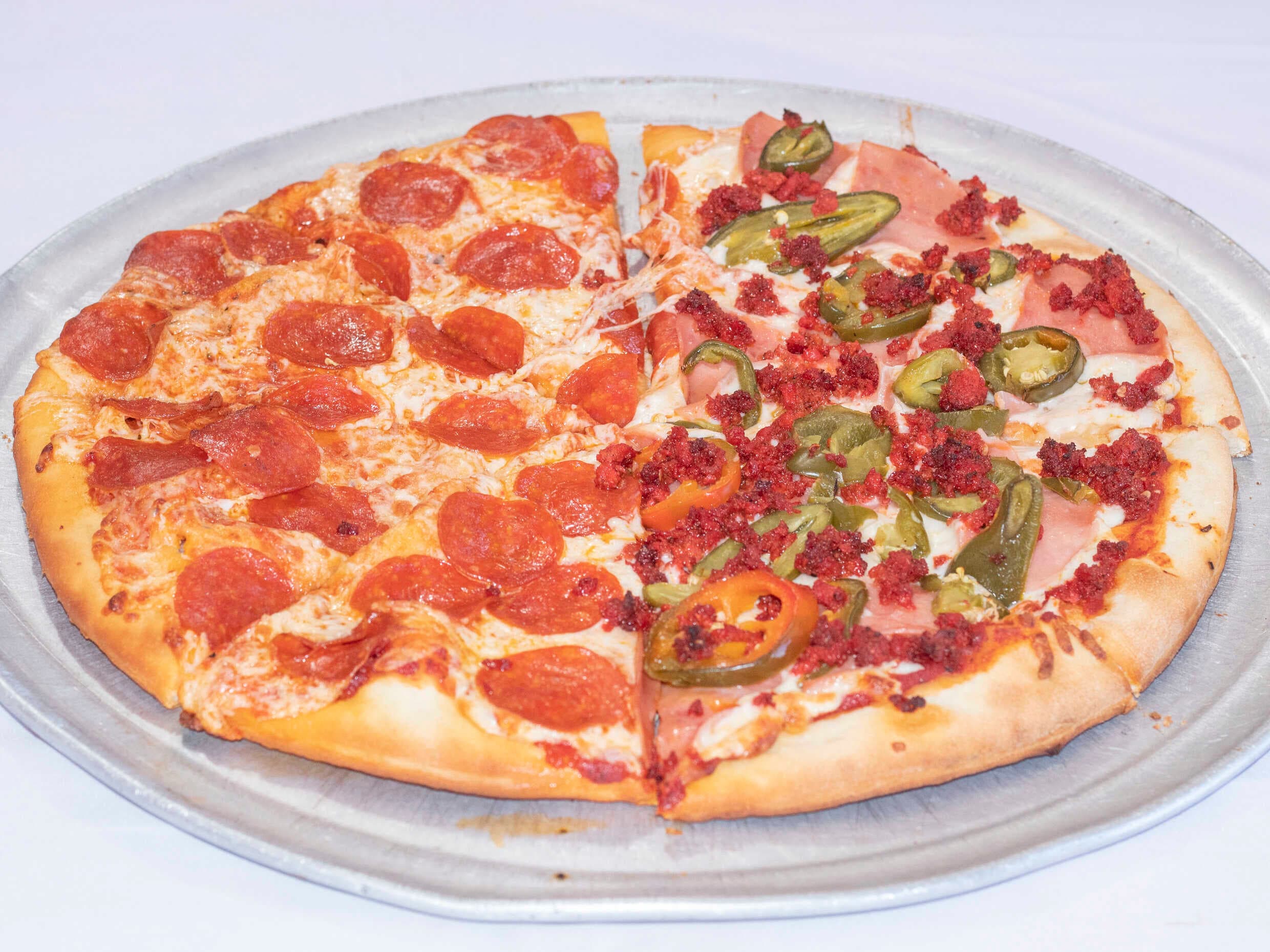 Pizza Familiar16 Pulgadas Peperoni & Méxicana