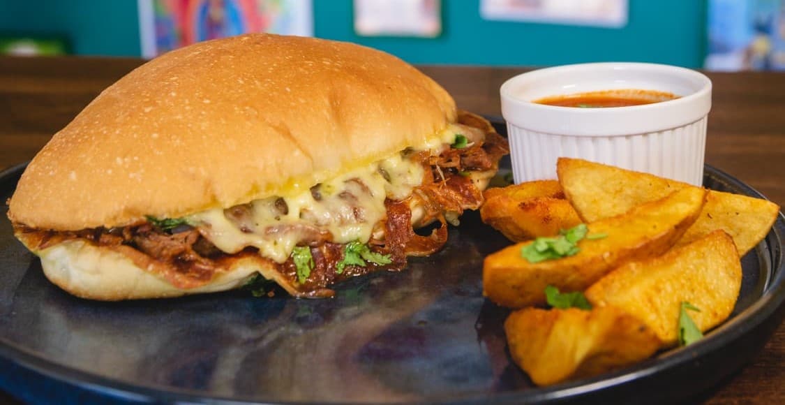Torta de Birria