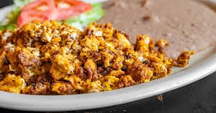 Huevo con Longaniza
